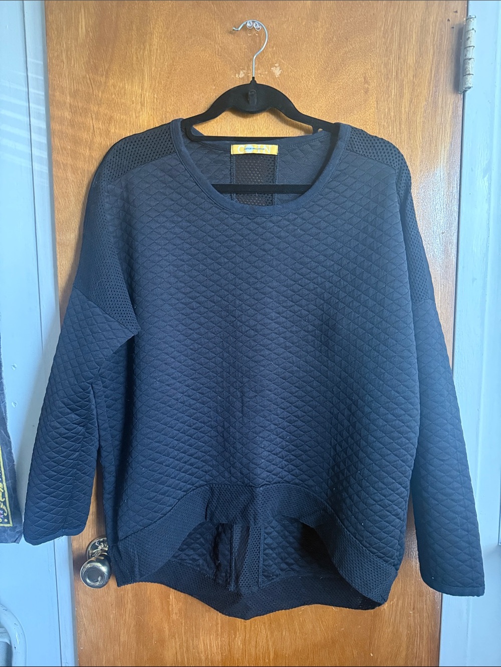 Quilted Crewneck Pullover Sweater in Black